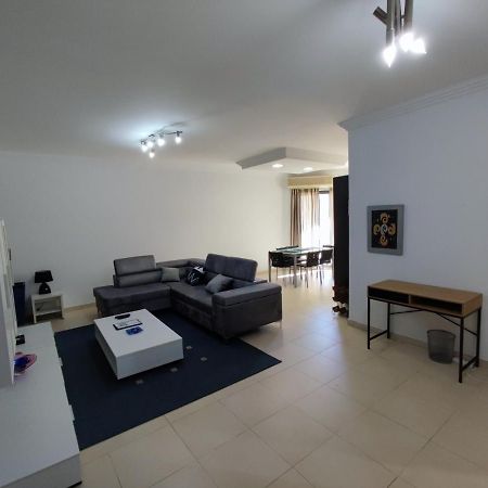 4Th Floor Apartment In Tigne Слима Екстериор снимка