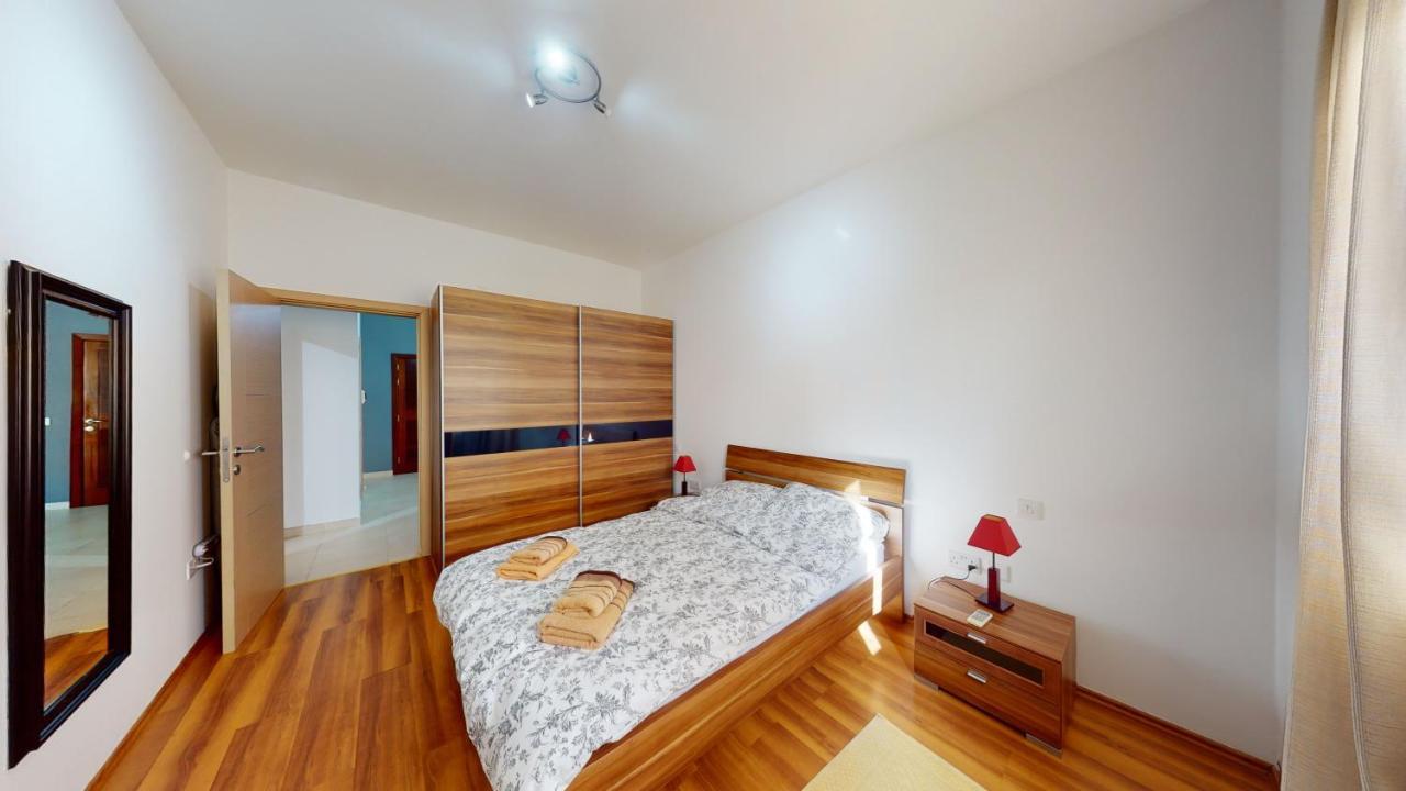 4Th Floor Apartment In Tigne Слима Екстериор снимка