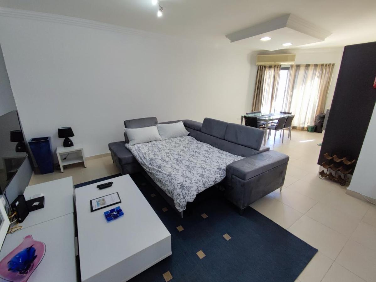 4Th Floor Apartment In Tigne Слима Екстериор снимка
